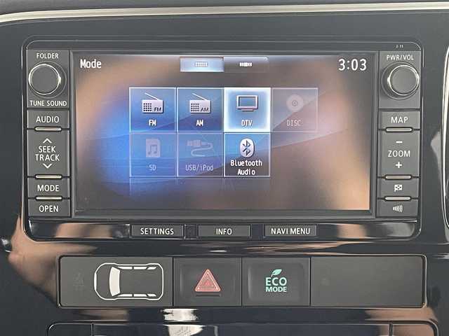 三菱 アウトランダー ＰＨＥＶ G ナビパッケージ 岐阜県 2014(平26)年 6.4万km チタニウムグレーメタリック (株)IDOMが運営する【じしゃロン多治見店】の自社ローン専用車両になります。こちらは現金またはオートローンご利用時の価格です。自社ローンご希望の方は別途その旨お申付け下さい。/メーカーオプションナビ/（BLUETOOTH/DVD/フルセグ）/4WD/レーダークルーズコントロール/レーンキープ/衝突軽減ブレーキ/バックカメラ/電動リアゲート/ALPINEフリップダウンモニター/シートヒーター/オートライト/パドルシフト/ETC/充電プラグ