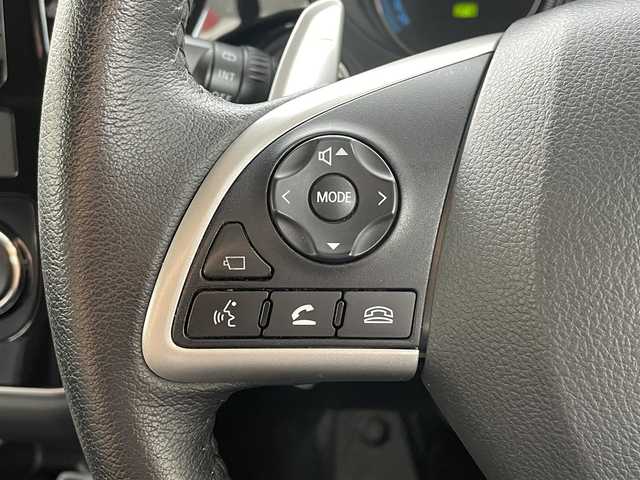 三菱 アウトランダー ＰＨＥＶ G ナビパッケージ 岐阜県 2014(平26)年 6.4万km チタニウムグレーメタリック (株)IDOMが運営する【じしゃロン多治見店】の自社ローン専用車両になります。こちらは現金またはオートローンご利用時の価格です。自社ローンご希望の方は別途その旨お申付け下さい。/メーカーオプションナビ/（BLUETOOTH/DVD/フルセグ）/4WD/レーダークルーズコントロール/レーンキープ/衝突軽減ブレーキ/バックカメラ/電動リアゲート/ALPINEフリップダウンモニター/シートヒーター/オートライト/パドルシフト/ETC/充電プラグ