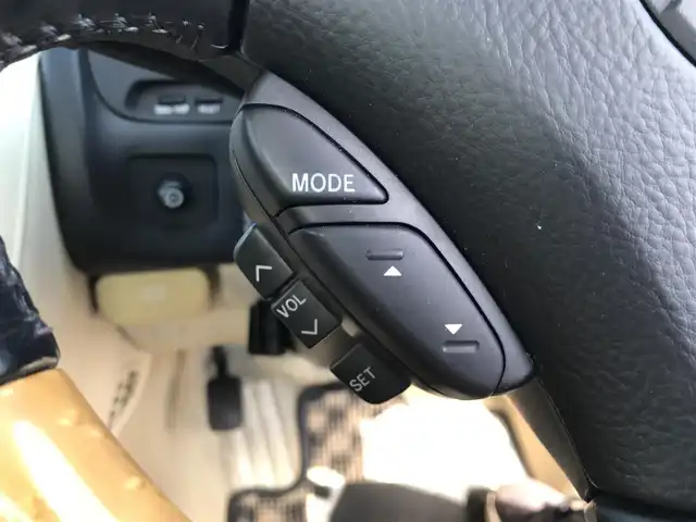 トヨタ ソアラ 430SCV 富山県 2001(平13)年 7.6万km ホワイトパールクリスタルシャイン 社外ナビ　/Bluetooth/フルセグTV/MYRTLE　20インチアルミホイール/本革シート/パワーシート/シートヒーター /メモリーシート /ETC/キセノンヘッドライト/クルーズコントール/横滑り防止装置/オートライト/純正フロアマット