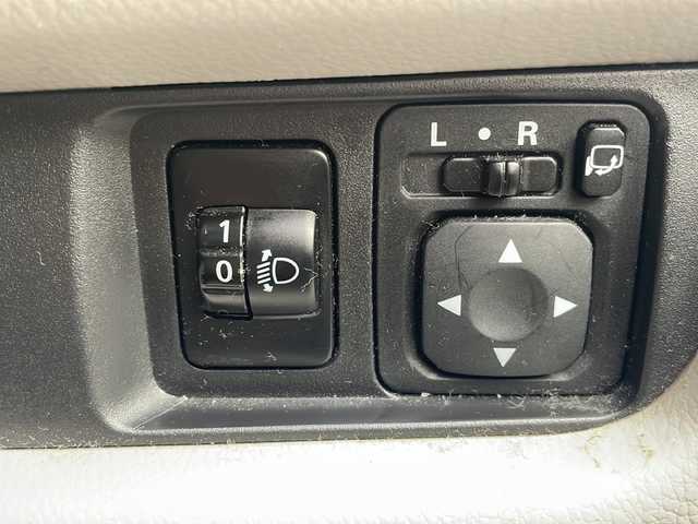 日産 デイズ J 京都府 2014(平26)年 5.9万km ホワイト メモリーナビ　/（CN-E330D)/ワンセグＴＶ　/Bluetooth　/前方社外ドラレコ　/(CY-ET926D)/CD再生機能有　/アイドリングストップ　/前方コーナーセンサー　/シングルエアバッグ　/スペアキー有　/ハロゲンヘッドライト　/純正フロアマット