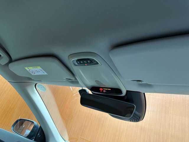 ボルボ Ｖ４０ D4 モメンタム 千葉県 2017(平29)年 4.6万km デニムブルーメタリック ＡＣＣ　/ＢＬＩＳ　/純正ナビ　/バックカメラ　/フルセグＴＶ　/ＥＴＣ　/ＬＥＤヘッドライト　/オートライト　/純正１７インチＡＷ