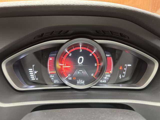 ボルボ Ｖ４０ D4 モメンタム 千葉県 2017(平29)年 4.6万km デニムブルーメタリック ＡＣＣ　/ＢＬＩＳ　/純正ナビ　/バックカメラ　/フルセグＴＶ　/ＥＴＣ　/ＬＥＤヘッドライト　/オートライト　/純正１７インチＡＷ