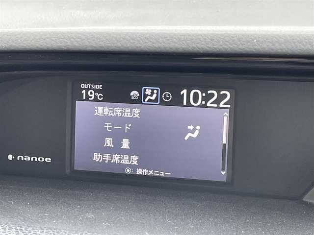 トヨタ エスクァイア Gi 道東・釧路十勝 2016(平28)年 8.2万km ブラック