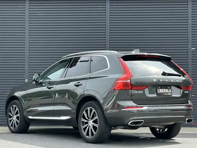 ボルボ ＸＣ６０ D4 AWD インスクリプション 茨城県 2018(平30)年 4.6万km グレー インテリセーフ　/３６０度カメラ　/ＡＣＣ　/ＬＫＡ　/ＢＬＩＳ　/ＨＵＤ　/白革　/シートヒーター　/ベンチレーション　/Ｍ付ＰＷシート　/ＰＷテールゲート　/ナビ　/１２セグ　/ＣａｒＰｌａｙ　/ＢＴ　/ＬＥＤ　/ＥＴＣ2.0　/禁煙車