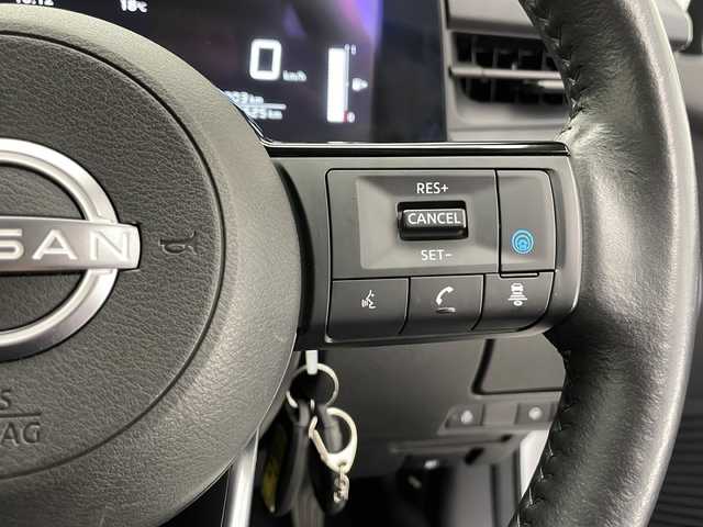 日産 ノート X FOUR 長野県 2022(令4)年 4.4万km ピュアホワイトパール 4WD/純正メモリナビ&フルセグTV&USB&BT&HDMI/プロパイロット/アダプティブクルーズコントロール/レーンキープアシスト/車線逸脱警報/衝突軽減ブレーキ/ブラインドスポットモニター/コーナーセンサー/オートマチックハイビーム/デジタルインナーミラー/前席シートヒーター/ステアリングスイッチ/ステアリングヒーター/バックカメラ/ビルトインETC2.0/LEDヘッドライト/オートライト/電動格納ミラー/電動ホールド/オートホールド/純正フロアマット/プッシュスタート/スマートキー/スペアキー1本