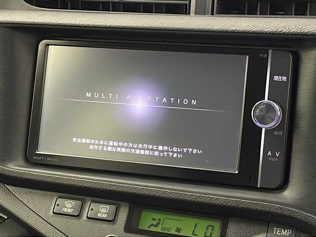 トヨタ アクア G 新潟県 2012(平24)年 4.5万km ライムホワイトパールクリスタルシャイン ディーラー純正メモリナビ/(NSZT-W62G)/(CD.DVD.SD.フルセグ.Bluetooth)/バックカメラ/オートライト/オートエアコン/ミラー型ドライブレコーダー/ETC/プッシュスタート/スマートキー/純正フロアマット