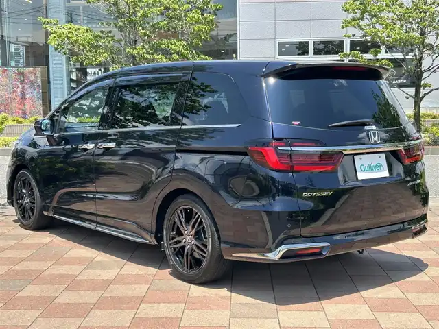 ホンダ オデッセイ アブソルート EX 福島県 2020(令2)年 0.9万km プレミアムヴィーナスブラックP Honda SENSING/・衝突軽減ブレーキ/・オートハイビーム/・誤発進抑制機能/・後方誤発進抑制機能/・路外逸脱警報機能/・車線維持支援システム/・歩行者事故低減ステアリング/・先行車発進お知らせ機能/・標識認識機能/純正10inメモリナビ/　【フルセグ/CD/DVD/SD/MSV/BT/USB/HDMI】/バックカメラ/全周囲カメラ/フリップダウンモニター/両側パワースライドドア/ハーフレザーシート/前席パワーシート/前席シートヒーター/ビルトインETC2.0/ドライブレコーダー前後/ステアリングスイッチ/レーダークルーズコントロール/パドルシフト/パーキングアシスト/レーンキープアシスト/横滑り防止機能/衝突軽減システム/アイドリングストップ/LEDヘッドライト（AUTO機能付き）/　・フォグランプ/純正フロアマット/純正ドアバイザー