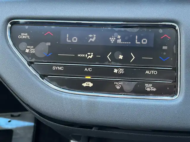 ホンダ オデッセイ アブソルート EX 福島県 2020(令2)年 0.9万km プレミアムヴィーナスブラックP Honda SENSING/・衝突軽減ブレーキ/・オートハイビーム/・誤発進抑制機能/・後方誤発進抑制機能/・路外逸脱警報機能/・車線維持支援システム/・歩行者事故低減ステアリング/・先行車発進お知らせ機能/・標識認識機能/純正10inメモリナビ/　【フルセグ/CD/DVD/SD/MSV/BT/USB/HDMI】/バックカメラ/全周囲カメラ/フリップダウンモニター/両側パワースライドドア/ハーフレザーシート/前席パワーシート/前席シートヒーター/ビルトインETC2.0/ドライブレコーダー前後/ステアリングスイッチ/レーダークルーズコントロール/パドルシフト/パーキングアシスト/レーンキープアシスト/横滑り防止機能/衝突軽減システム/アイドリングストップ/LEDヘッドライト（AUTO機能付き）/　・フォグランプ/純正フロアマット/純正ドアバイザー