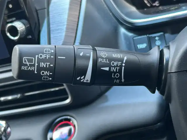 ホンダ オデッセイ アブソルート EX 福島県 2020(令2)年 0.9万km プレミアムヴィーナスブラックP Honda SENSING/・衝突軽減ブレーキ/・オートハイビーム/・誤発進抑制機能/・後方誤発進抑制機能/・路外逸脱警報機能/・車線維持支援システム/・歩行者事故低減ステアリング/・先行車発進お知らせ機能/・標識認識機能/純正10inメモリナビ/　【フルセグ/CD/DVD/SD/MSV/BT/USB/HDMI】/バックカメラ/全周囲カメラ/フリップダウンモニター/両側パワースライドドア/ハーフレザーシート/前席パワーシート/前席シートヒーター/ビルトインETC2.0/ドライブレコーダー前後/ステアリングスイッチ/レーダークルーズコントロール/パドルシフト/パーキングアシスト/レーンキープアシスト/横滑り防止機能/衝突軽減システム/アイドリングストップ/LEDヘッドライト（AUTO機能付き）/　・フォグランプ/純正フロアマット/純正ドアバイザー