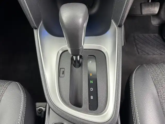 トヨタ ヤリスクロス ハイブリッド Z 愛知県 2023(令5)年 3.4万km プラチナホワイトパールマイカ TSS /レーダークルーズコントロール　/パワーバックドア　/ステアリングヒーター　/純正ディスプレイオーディオ　/Bluetooth　/フルセグTV　/シートヒーター　/ハーフレザーシート　/革巻きステアリング　/ビルトインETC　/HUD　/純正18インチアルミホイール　