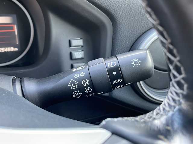 トヨタ ８６ GT リミテッド 富山県 2017(平29)年 2.6万km クリスタルホワイトパール TOM’SハイパーチャージャーKIT/モデリスタエアロ/モデリスタ18インチアルミホイール/純正トルセンLSD/純正SDナビ（NSZT-W66T）/フルセグ/Bluetooth/DVD再生/バックカメラ/クルーズコントロール/ETC/シートヒーター/LEDヘッドランプ