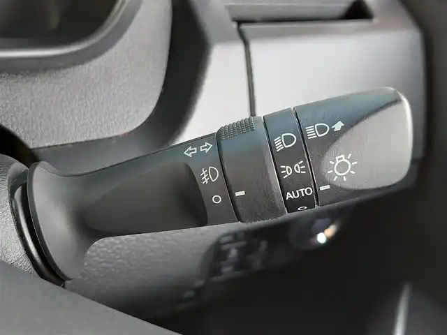 トヨタ タンク カスタムG－T 東京都 2020(令2)年 3.7万km ブラックマイカメタリック 純正9インチナビ/バックカメラ/ビルトインETC/ドライブレコーダー/両側パワースライドドア/シートヒーター/衝突軽減ブレーキ/アイドリングストップ/オートマチックハイビーム/コーナーセンサー/クルーズコントロール/スマートキー