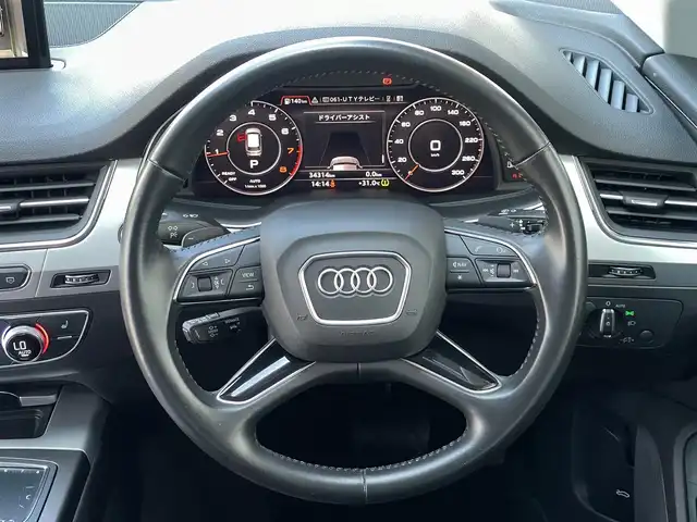 アウディ Ｑ７ 45TFSIクワトロ 山梨県 2019(令1)年 3.5万km グレイシアホワイトメタリック 7人乗/マトリLED /黒革　/OP20AW /バーチャル/純正ＭＭＩメモリナビ/Ｂカメラ/全周囲カメラ/アシスタンスＰ/前Ｐシート/４ゾーンシートＨ/ＡＣＣ/ＬＫＡ/カープレイ/アンドロイドＡ/パワーバックドア/取説/Ａライト/Ａハイビーム