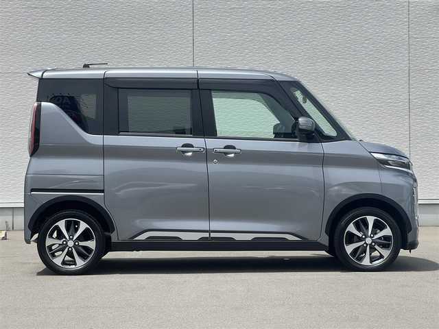 三菱 ｅＫクロススペース T 秋田県 2020(令2)年 1万km チタニウムグレーメタリック ４WD/LEDヘッドライト/ターボ/両側パワスラ/衝突軽減システム/社外ナビ/フルセグ/バックカメラ/純正アルミ/スマートキー/レーンキープアシスト/前席シートヒーター/ダウンヒルアシストコントロール/プッシュスタート/コーナーセンサー/ステアリングスイッチ/パドルシフト/ETC/オートライト/オートエアコン/パワーステアリング/パワーウィンドウ/レベライザー/横滑り防止/電動格納ウィンカーミラー/保証書/取扱説明書/記録簿