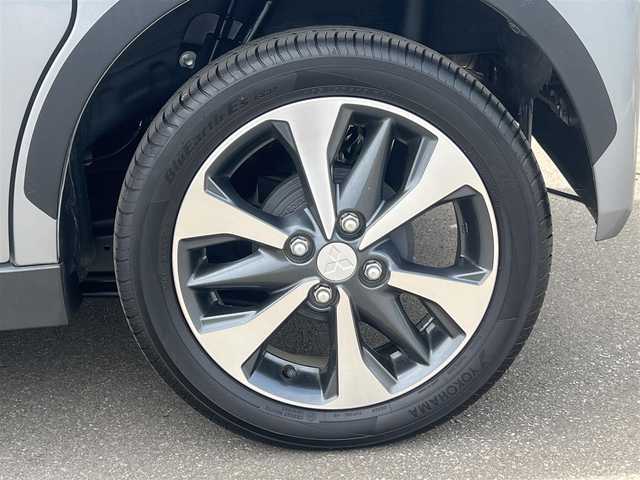 三菱 ｅＫクロススペース T 秋田県 2020(令2)年 1万km チタニウムグレーメタリック ４WD/LEDヘッドライト/ターボ/両側パワスラ/衝突軽減システム/社外ナビ/フルセグ/バックカメラ/純正アルミ/スマートキー/レーンキープアシスト/前席シートヒーター/ダウンヒルアシストコントロール/プッシュスタート/コーナーセンサー/ステアリングスイッチ/パドルシフト/ETC/オートライト/オートエアコン/パワーステアリング/パワーウィンドウ/レベライザー/横滑り防止/電動格納ウィンカーミラー/保証書/取扱説明書/記録簿