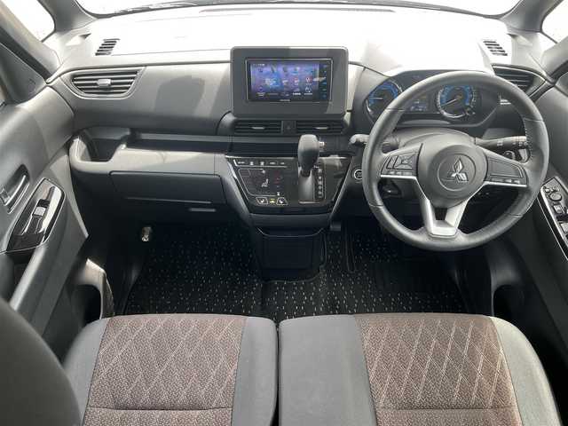 三菱 ｅＫクロススペース T 秋田県 2020(令2)年 1万km チタニウムグレーメタリック ４WD/LEDヘッドライト/ターボ/両側パワスラ/衝突軽減システム/社外ナビ/フルセグ/バックカメラ/純正アルミ/スマートキー/レーンキープアシスト/前席シートヒーター/ダウンヒルアシストコントロール/プッシュスタート/コーナーセンサー/ステアリングスイッチ/パドルシフト/ETC/オートライト/オートエアコン/パワーステアリング/パワーウィンドウ/レベライザー/横滑り防止/電動格納ウィンカーミラー/保証書/取扱説明書/記録簿
