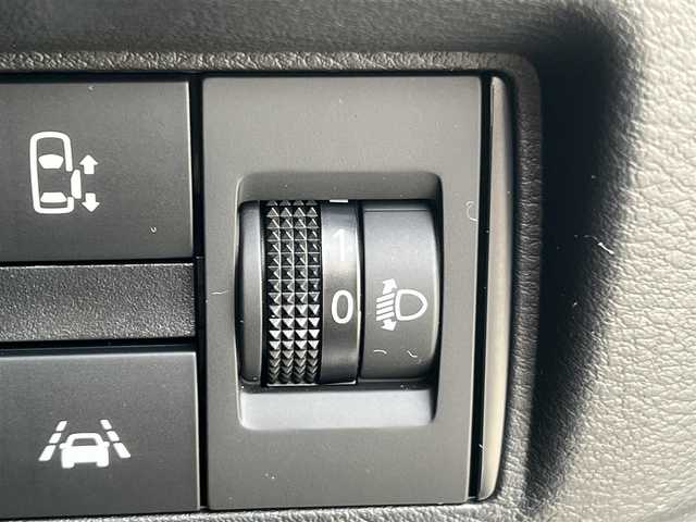 三菱 ｅＫクロススペース T 秋田県 2020(令2)年 1万km チタニウムグレーメタリック ４WD/LEDヘッドライト/ターボ/両側パワスラ/衝突軽減システム/社外ナビ/フルセグ/バックカメラ/純正アルミ/スマートキー/レーンキープアシスト/前席シートヒーター/ダウンヒルアシストコントロール/プッシュスタート/コーナーセンサー/ステアリングスイッチ/パドルシフト/ETC/オートライト/オートエアコン/パワーステアリング/パワーウィンドウ/レベライザー/横滑り防止/電動格納ウィンカーミラー/保証書/取扱説明書/記録簿