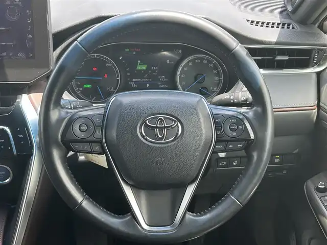 トヨタ ハリアー ハイブリッド Z レザーパッケージ 岡山県 2020(令2)年 4.6万km ホワイトパールクリスタルシャイン 12.3インチJBLサウンドディプレイオーディオ /フルセグTV、Bluetooth、Apple Carplay/Android Auto、AM、FM/パノラミックビューモニター/デジタルインナーミラー（前後録画機能付き）/モデリスタエアロ AVANT EMOTIONAL STYLE/ビルトインETC/前席パワーシート/運転席メモリーシート/前席シートヒーター/前席ベンチレーション/本革シート（ブラウン）/ステアリングヒーター/パワーバックドア/ヘッドアップディスプレイ/電動パーキングブレーキ/ブレーキホールド/トヨタセーフティセンス/・プリクラッシュセーフティ/・レーントレーシングアシスト/・レーダークルーズコントロール/・アダブティブハイビームシステム/・ロードサインアシスト/パーキングサポートブレーキ/先行車発進告知機能/車両接近通報装置/純正エンジンスターター