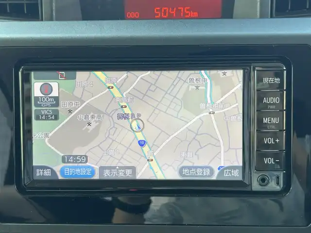 トヨタ タンク X S 福岡県 2016(平28)年 5.1万km ブライトシルバーM 純正SDナビ【NSCD-W66】/(CD/Bluetooth)/バックカメラ/ビルトインETC/スマートアシストII/・衝突警報/・衝突回避支援ブレーキ/・誤発進抑制制御(前方、後方)/・車線逸脱警報/・先行車発進お知らせ/横滑り防止/後席サンシェード/片側パワースライドドア/アイドリングストップ/マルチインフォメーションディスプレイ/オートライト/クリアランスソナー/コーナーセンサー/純正ドライブレコーダー/プッシュスタート/ISOFIX/フロアマット/ドアバイザー/電源ソケット×1/ステアリングスイッチ/電格ミラー/補助確認ミラー/スペアキー×１/ナビ取扱説明書/保証書/取扱説明書