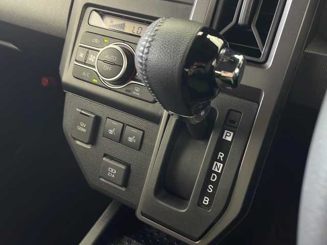 ダイハツ タフト G クロムベンチャー 岐阜県 2024(令6)年 0.5万km サンドベージュメタリック 4WD/スマートアシスト/社外メモリナビ/　（CD/Bluetooth/フルセグTV）/バックカメラ/ガラスルーフ/ETC/前席シートヒーター/USB/電動パーキング/オートホールド/社外フロアマット/純正アルミホイール/コーナーセンサー/LEDヘッドライト/フォグランプ/オートライト/スマートキー