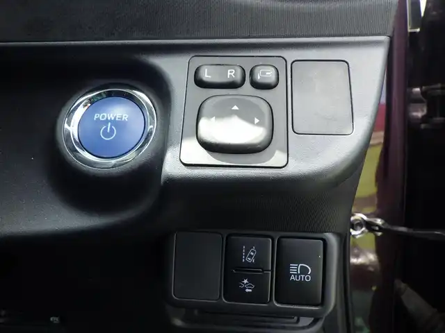 トヨタ アクア S 千葉県 2017(平29)年 3.9万km ディープアメジストマイカメタリック Toyota Safety Sense/・プリクラッシュセーフティ/・レーンディパーチャーアラート/・オートハイビーム/純正SDナビ/ワンセグTV/【CD再生機能　Bluetooth接続】/バックカメラ/ETC/LEDヘッドライト/フォグライト/ウインカーミラー/社外15インチアルミホイル/スマートキー