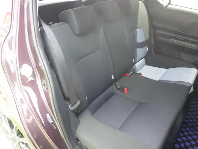 トヨタ アクア S 千葉県 2017(平29)年 3.9万km ディープアメジストマイカメタリック Toyota Safety Sense/・プリクラッシュセーフティ/・レーンディパーチャーアラート/・オートハイビーム/純正SDナビ/ワンセグTV/【CD再生機能　Bluetooth接続】/バックカメラ/ETC/LEDヘッドライト/フォグライト/ウインカーミラー/社外15インチアルミホイル/スマートキー