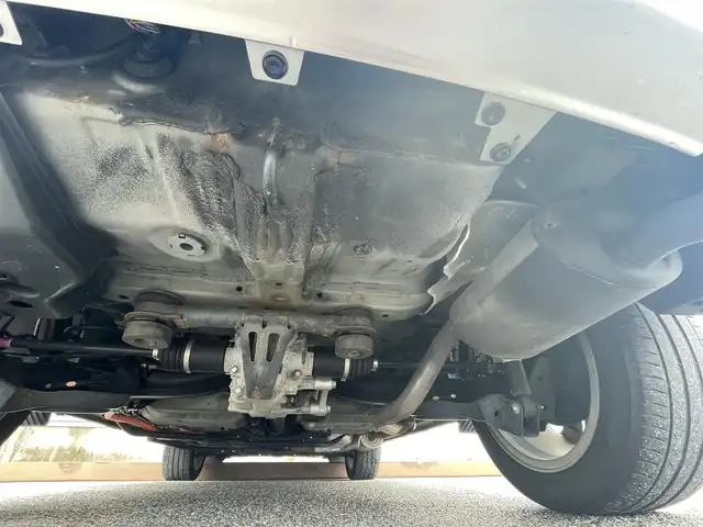 ホンダ ヴェゼル ハイブリッド e:HEV Z 滋賀県 2021(令3)年 4.7万km クリスタルブラックパール ガソリン（ハイブリッド）/4WD(F4)/CVT/純正メモリナビ/（AM/FM/Bluetooth）/車外カメラ/（バック/サイド/フロント/全周囲）/レーダークルーズコントロール/ETC2.0/ワイヤレス充電/パワーバックドア/コーナーセンサー（前後）/シートヒーター（D・N)/横滑り防止装置/衝突軽減ブレーキ/車線逸脱防止/レーンキープアシスト/フロントワイパーデアイサー/ミラーヒーター/ブラインドスポットモニター/USBポート/ステアリングヒーター/ダウンヒルアシスト/ブレーキホールド/電子パーキング/パドルシフト/フォグランプ/オートライト/車外AW付きスタッドレス積込み/（215/60/R17）2021年式/純正マット/ドアバイザー/電動格納ミラー/LEDヘッドライト