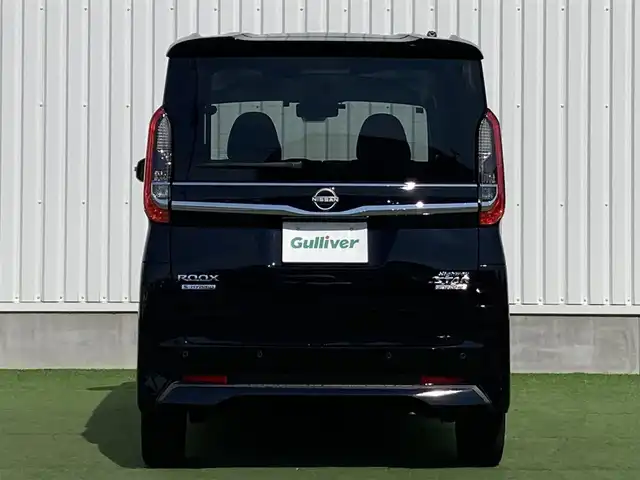 日産 ルークス HWS Gターボ アーバンクロム プロパイロットED 香川県 2024(令6)年 0.6万km ブラック 登録時走行距離：5591km/純正9型ディスプレイオーディオ/全方位カメラ/ドライブレコーダー/ビルトインETC/デジタルインナーミラー/両側パワースライドドア/エマージェンシーブレーキ/レーンキープアシスト/レーダークルーズコントロール/クリアランスソナー/LEDヘッドライト/オートライト/フォグランプ/横滑り防止装置/アイドリングストップ/フレーザークロスシート/サーキュレーター/ロールサンシェード/革巻きステアリング/ステアリングスイッチ/プッシュスタート/スマートキー