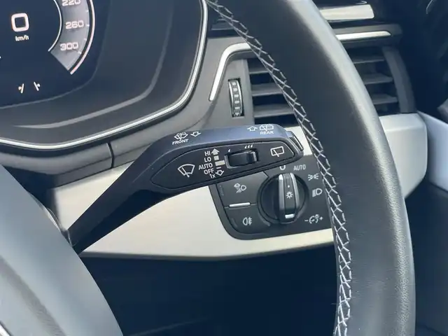 アウディ Ａ４ アバント 40TDIクワトロ Sライン 山梨県 2023(令5)年 4.4万km デイトナグレーパールエフェクト １オナ /マトリクスLED /ACC /黒半革 /シートH/純正メモリナビ/フルセグ/ＢＴ/カープレイ/ＡＣＣ/ＢＳＡ/ＬＫＡ/Ｓアシスト/Ｐバックドア/前後コーナーセンサー/ＯＺ１９インチＡＷ/ＬＥＤ/ＡＨビーム/Ａライト/保証書/取説/スペアキー