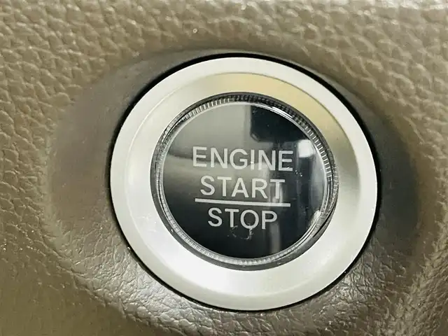 ホンダ Ｎ ＢＯＸ L ターボ 福島県 2021(令3)年 5万km クリスタルブラックパール ホンダセンシング/・衝突被害軽減ブレーキ/・誤発進抑制装置/・車線逸脱警報装置/・アダプティブクルーズコントロール/・路外逸脱抑制装置/・歩行者事故低減ステアリング/純正SDナビゲーション/・型番：VXM-214VFi/・ワンセグTV/BT/SD/CD/DVD/FM/AM/iPod/AUX/・バックカメラ/・ETC2.0/・前後ドライブレコーダー/両側パワースライドドア/・D+N席シートヒーター/革ステアリング/・ステアリングリモコン/プッシュスタート/・キーレスエントリー/・スペアキー1本/横滑り防止装置/後方コーナーセンサー/USBポート/電動格納ミラー/・ウィンカーミラー/LEDヘッドライト/・ヘッドライトレベライザー/サンシェード/純正フロアマット