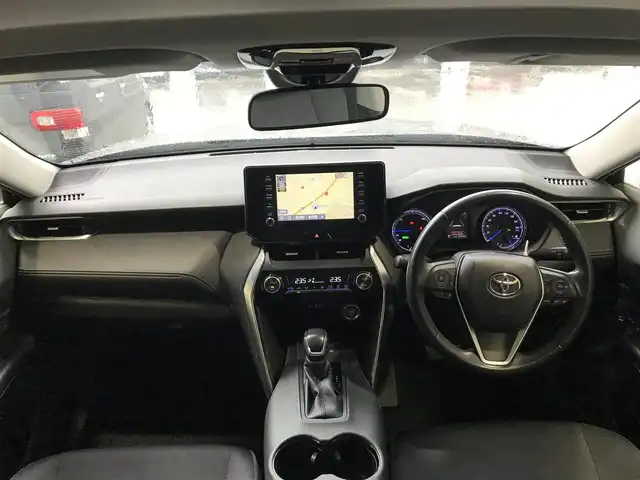 トヨタ ハリアー ハイブリッド S 富山県 2021(令3)年 5.6万km プレシャスブラックパール 純正ディスプレイオーディオ/ナビ/バックカメラ/Bluetooth/プリクラッシュセーフティ/コーナーセンサー/レーンキープアシスト/レーダークルーズコントロール/LEDヘッドライト/オートライト/オートハイビーム/プッシュスタート/スマートキー/革巻きステアリング/ステアリングスイッチ/ETC