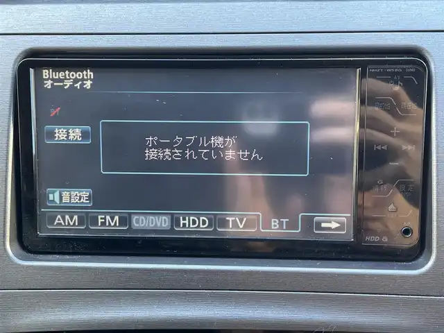 トヨタ プリウス S 大阪府 2013(平25)年 8.5万km 黒 (株)IDOMが運営する【じしゃロン東大阪店】の自社ローン専用車両になりますこちらは現金またはオートローンご利用時の価格です。自社ローンご希望の方は別途その旨お申付け下さい/純正HDDナビ【NHZT-W58G】/CD、DVD、BTオーディオ、フルセグTV、Mサーバー/バックカメラ/スマートキー＆プッシュスタート/社外17インチアルミ/フロント/サイド/リア　エアロ/オートライト/HIDへッドライト/フォグ/オートエアコン/ETC/社外シートカバー/トノカバー/取説＆保証書/スペアスマートキー