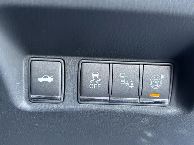 日産 フーガ 370GT 宮城県 2016(平28)年 5.7万km ガーネットブラック 登録時走行距離56567km/ＣＤ／Ｂｌｕｅｔｏｏｔｈ/プッシュスタート/スマートキー/追従クルーズコントロール/ＥＴＣ/全方位カメラ/サンルーフ/ドライブレコーダー/レザーシート/シートヒーター/社外アルミホイール/衝突軽減ブレーキ/LEDライト/シートメモリー