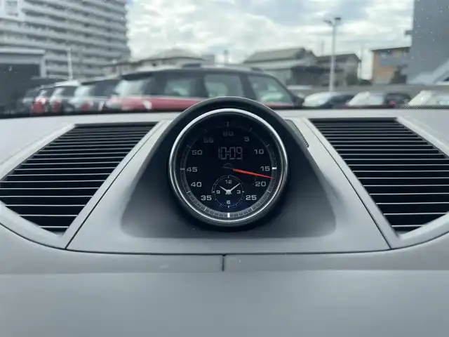 ポルシェ マカン S 栃木県 2019(令1)年 6.7万km キャララホワイトメタリック スポーツクロノパッケージ /スポーツエグゾースト /PASM /PCMナビ/アダプティブクルーズコントロール/黒革シート /シートヒーター /パワーシート /全周囲カメラ /エントリードライブ /パワーバックドア /純正20インチアルミ/保証書/取扱説明書/スペアキー