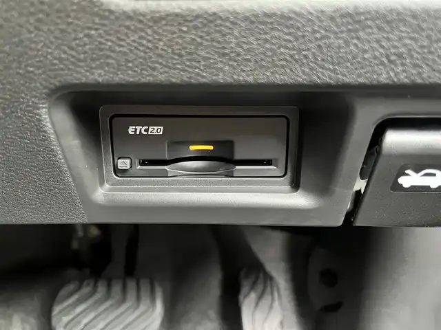 日産 セレナ e－パワー ハイウェイスター V 滋賀県 2025(令7)年 0.1千km プリズムホワイト 純正12.3インチナビ/・BT/USB/HDMI/フルセグTV/全方位カメラ/プロパイロット/フリップダウンモニター/デジタルインナーミラー/両側パワースライドドア/前後ドラレコ/前後コーナーセンサー/追従クルーズコントロール/置くだけ充電/ビルトインETC2.0/衝突軽減ブレーキ/オートライト/オートハイビーム/純正LEDヘッドライト/純正16インチAW/ABS/横滑り防止機能/レーンキープアシスト/盗難防止システム/スマートキー