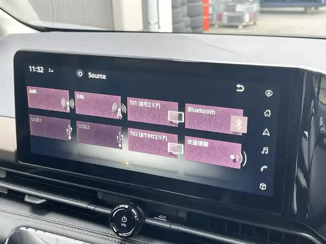 日産 セレナ e－パワー ハイウェイスター V 滋賀県 2025(令7)年 0.1千km プリズムホワイト 純正12.3インチナビ/・BT/USB/HDMI/フルセグTV/全方位カメラ/プロパイロット/フリップダウンモニター/デジタルインナーミラー/両側パワースライドドア/前後ドラレコ/前後コーナーセンサー/追従クルーズコントロール/置くだけ充電/ビルトインETC2.0/衝突軽減ブレーキ/オートライト/オートハイビーム/純正LEDヘッドライト/純正16インチAW/ABS/横滑り防止機能/レーンキープアシスト/盗難防止システム/スマートキー