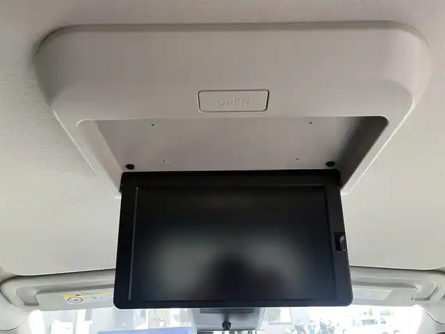 日産 セレナ e－パワー ハイウェイスター V 滋賀県 2025(令7)年 0.1千km プリズムホワイト 純正12.3インチナビ/・BT/USB/HDMI/フルセグTV/全方位カメラ/プロパイロット/フリップダウンモニター/デジタルインナーミラー/両側パワースライドドア/前後ドラレコ/前後コーナーセンサー/追従クルーズコントロール/置くだけ充電/ビルトインETC2.0/衝突軽減ブレーキ/オートライト/オートハイビーム/純正LEDヘッドライト/純正16インチAW/ABS/横滑り防止機能/レーンキープアシスト/盗難防止システム/スマートキー