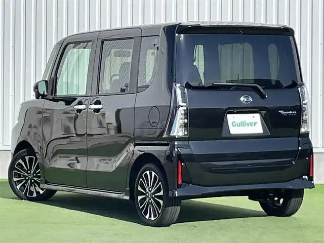 ダイハツ タント カスタム RS 香川県 2023(令5)年 2.3万km ブラックマイカメタリック スマートアシストIII　/・衝突警報機能/・衝突回避支援ブレーキ機能/・誤発進抑制制御機能/・車線逸脱警報機能・車線逸脱抑制制御機能/・先行車発進お知らせ機能/・オートハイビーム機能/パナソニックＳＤナビ　【CN-5310WD】/(フルセグTV/DVD/BT)/パノラマビューモニター/両側パワースライドドア/ハーフレザーシート/前席シートヒーター/革巻きステアリング　/ステアリングリモコン/LEDヘッドライト　/LEDフォグライト　/電動パーキングブレーキ/オートホールド/純正15インチアルミホイール/プッシュスタート/スペアキー有/ISOFIX