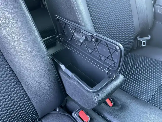 ダイハツ タント カスタム RS 香川県 2023(令5)年 2.3万km ブラックマイカメタリック スマートアシストIII　/・衝突警報機能/・衝突回避支援ブレーキ機能/・誤発進抑制制御機能/・車線逸脱警報機能・車線逸脱抑制制御機能/・先行車発進お知らせ機能/・オートハイビーム機能/パナソニックＳＤナビ　【CN-5310WD】/(フルセグTV/DVD/BT)/パノラマビューモニター/両側パワースライドドア/ハーフレザーシート/前席シートヒーター/革巻きステアリング　/ステアリングリモコン/LEDヘッドライト　/LEDフォグライト　/電動パーキングブレーキ/オートホールド/純正15インチアルミホイール/プッシュスタート/スペアキー有/ISOFIX