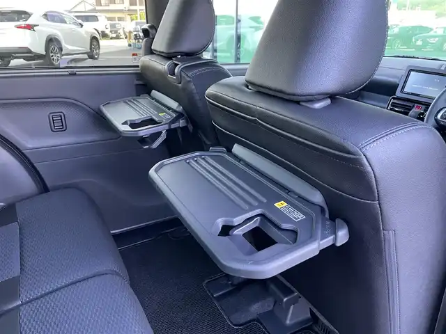 ダイハツ タント カスタム RS 香川県 2023(令5)年 2.3万km ブラックマイカメタリック スマートアシストIII　/・衝突警報機能/・衝突回避支援ブレーキ機能/・誤発進抑制制御機能/・車線逸脱警報機能・車線逸脱抑制制御機能/・先行車発進お知らせ機能/・オートハイビーム機能/パナソニックＳＤナビ　【CN-5310WD】/(フルセグTV/DVD/BT)/パノラマビューモニター/両側パワースライドドア/ハーフレザーシート/前席シートヒーター/革巻きステアリング　/ステアリングリモコン/LEDヘッドライト　/LEDフォグライト　/電動パーキングブレーキ/オートホールド/純正15インチアルミホイール/プッシュスタート/スペアキー有/ISOFIX