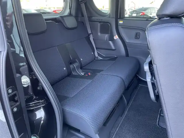 ダイハツ タント カスタム RS 香川県 2023(令5)年 2.3万km ブラックマイカメタリック スマートアシストIII　/・衝突警報機能/・衝突回避支援ブレーキ機能/・誤発進抑制制御機能/・車線逸脱警報機能・車線逸脱抑制制御機能/・先行車発進お知らせ機能/・オートハイビーム機能/パナソニックＳＤナビ　【CN-5310WD】/(フルセグTV/DVD/BT)/パノラマビューモニター/両側パワースライドドア/ハーフレザーシート/前席シートヒーター/革巻きステアリング　/ステアリングリモコン/LEDヘッドライト　/LEDフォグライト　/電動パーキングブレーキ/オートホールド/純正15インチアルミホイール/プッシュスタート/スペアキー有/ISOFIX