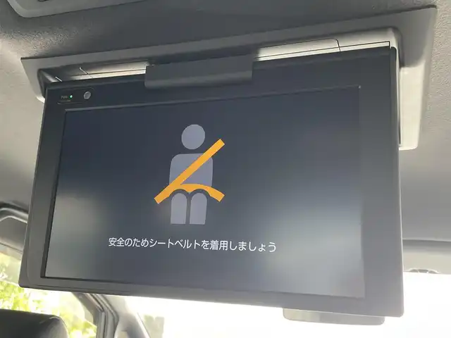 トヨタ ノア Si ダブルバイビーⅡ 滋賀県 2019(令1)年 6.7万km ブラック 純正10インチナビ/(AM/FM/CD/DVD/BT/USB/HDMI/フルセグTV)/純正12.1インチフリップダウンモニター/両側パワースライドドア/ハーフレザーシート/バックカメラ/ビルトインETC/前後ドライブレコーダー/トヨタセーフティセンス/・プリクラッシュセーフティ/・レーントレーシングアシスト/・オートマチックハイビーム/・クルーズコントロール/革巻きステアリング/ステアリングスイッチ/アイドリングストップ/横滑り防止装置/オートライト/純正フロアマット/純正ドアバイザー/電格ウインカーミラー/プッシュスタート