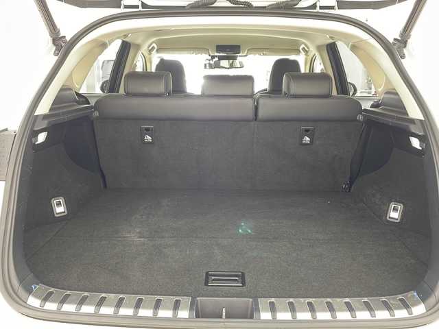 レクサス ＮＸ 300 バージョンL 兵庫県 2018(平30)年 6.6万km ソニッククォーツ ・純正ナビ/CD/DVD/USB/AUX/TV/・サイドカメラ/・バックカメラ/・ビルトインETC2.0/・前後ドライブレコーダー/・プリクラッシュセーフティ/・レーンディパーチャーアラート/・クリアランスソナー/・パーキングサポートブレーキ/・アダプティブハイビームシステム/・ブラインドスポットモニター/・レーダークルーズコントロール/・革巻きステアリング/・ステアリングスイッチ/・レザーシート/・パワーシート/・全席シートヒーター/・前席ベンチレーション/・ステアリングヒーター/・パドルシフト/・パワーバックドア/・純正アルミホイール/・純正フロアマット