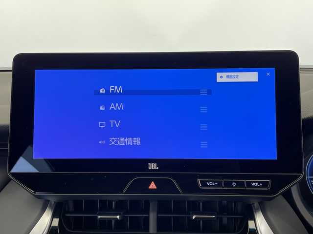 トヨタ ハリアー ハイブリッド Z レザーパッケージ 栃木県 2024(令6)年 1.5万km プラチナホワイトパールマイカ 純正メモリナビ/（フルセグTV/Bluetooth/USB）/禁煙車　/バックカメラ　/ＪＢＬサウンドシステム　/本革シート　/トヨタセーフティセンス　/コーナーセンサー　/ＥＴＣ２．０　/パワーシート　/シートヒーター　/シートエアコン　/デジタルインナーミラー/オートライト/LEDヘッドライト/フォグランプ/スマートキー/プッシュスタート/ステアリングスイッチ/革巻きステアリング/ウインカーミラー/電動格納ミラー/純正アルミホイール/純正フロアマット