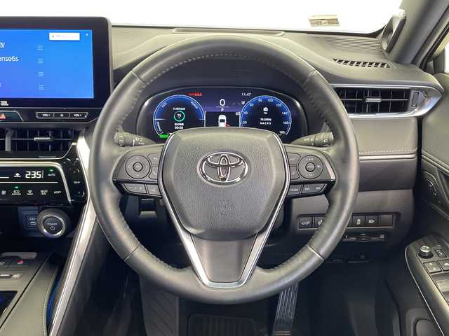 トヨタ ハリアー ハイブリッド Z レザーパッケージ 栃木県 2024(令6)年 1.5万km プラチナホワイトパールマイカ 純正メモリナビ/（フルセグTV/Bluetooth/USB）/禁煙車　/バックカメラ　/ＪＢＬサウンドシステム　/本革シート　/トヨタセーフティセンス　/コーナーセンサー　/ＥＴＣ２．０　/パワーシート　/シートヒーター　/シートエアコン　/デジタルインナーミラー/オートライト/LEDヘッドライト/フォグランプ/スマートキー/プッシュスタート/ステアリングスイッチ/革巻きステアリング/ウインカーミラー/電動格納ミラー/純正アルミホイール/純正フロアマット