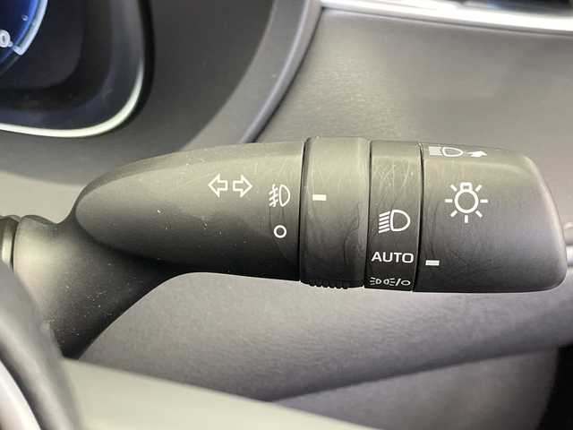 トヨタ ハリアー ハイブリッド Z レザーパッケージ 栃木県 2024(令6)年 1.5万km プラチナホワイトパールマイカ 純正メモリナビ/（フルセグTV/Bluetooth/USB）/禁煙車　/バックカメラ　/ＪＢＬサウンドシステム　/本革シート　/トヨタセーフティセンス　/コーナーセンサー　/ＥＴＣ２．０　/パワーシート　/シートヒーター　/シートエアコン　/デジタルインナーミラー/オートライト/LEDヘッドライト/フォグランプ/スマートキー/プッシュスタート/ステアリングスイッチ/革巻きステアリング/ウインカーミラー/電動格納ミラー/純正アルミホイール/純正フロアマット