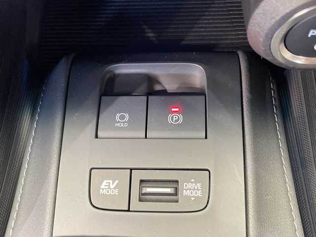 トヨタ ハリアー ハイブリッド Z レザーパッケージ 栃木県 2024(令6)年 1.5万km プラチナホワイトパールマイカ 純正メモリナビ/（フルセグTV/Bluetooth/USB）/禁煙車　/バックカメラ　/ＪＢＬサウンドシステム　/本革シート　/トヨタセーフティセンス　/コーナーセンサー　/ＥＴＣ２．０　/パワーシート　/シートヒーター　/シートエアコン　/デジタルインナーミラー/オートライト/LEDヘッドライト/フォグランプ/スマートキー/プッシュスタート/ステアリングスイッチ/革巻きステアリング/ウインカーミラー/電動格納ミラー/純正アルミホイール/純正フロアマット