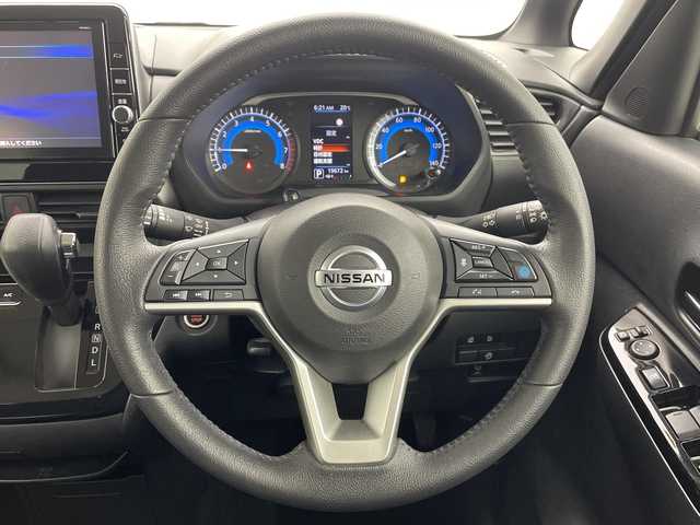 日産 ルークス HWS Gターボ プロパイロットED 愛知県 2020(令2)年 2万km ブラック 純正９インチナビ/・Ｂｌｕｅｔｏｏｔｈ/・フルセグ/・CD/DVD/・SD音楽録音/・USB入力端子/アラウンドビューモニター/両側パワースライドドア/衝突軽減/レーンキープ/コーナーセンサー/アダプティブクルーズコントロール/前方ドライブレコーダー/スペアキー