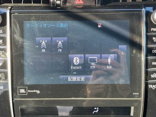 トヨタ ハリアー ハイブリッド プレミアム 静岡県 2016(平28)年 3.7万km スパークリングブラックパールクリスタルシャイン ●9インチ純正ナビ/(フルセグ/CD/DVD/Bluetooth/AUX)/(510137)/●レザーシート/●前席パワーシート/(運転席シートメモリ付き)/●前席シートヒーター/●バックカメラ/●クルーズコントロール/●プリクラッシュセーフティ/●レーンキープアシスト/●LEDヘッドライト＆フォグランプ/●オートライト/●オートマチックハイビーム/●コンビステアリング/●ステアリングスイッチ/●チルト＆テレスコピック/●ETC/●パワーバックドア/●JBLサウンドシステム/●ツインサンルーフ/●電動格納ウィンカーミラー/●スマートキー/●プッシュスタート/●ドアバイザー/●純正フロアマット/●純正18インチアルミホイール/●ダブル+サイド+カーテンSRS+ABS