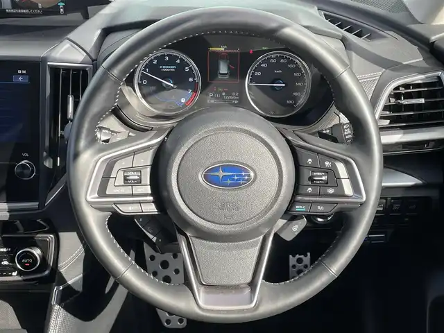 スバル フォレスター ハイブリッド アドバンス 和歌山県 2022(令4)年 1.3万km クリスタルホワイトP 純正ナビ（CN-FX800D）/バック・カメラ/フルセグTV/TVキャンセラー/（AM/FM/CD/DVD/BT/Bluray）/横滑り防止/BSM/衝突軽減ブレーキ/レーダークルコン/レーンキープアシスト/ビルトインETC/ドライブレコーダー/デジタルインナーミラー/シートヒーター/シートメモリー/パワーシート/ステアリングヒーター/パドルシフト/ハーフレザーシート/オートライト/電動リアゲート/